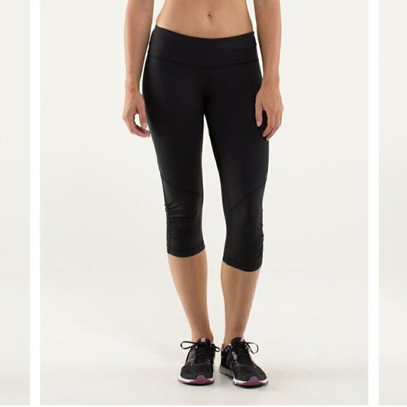 Lululemon Cropped Legging 6 Run For Your Life Black & Gray Ruched Detail - Picture 1 of 14